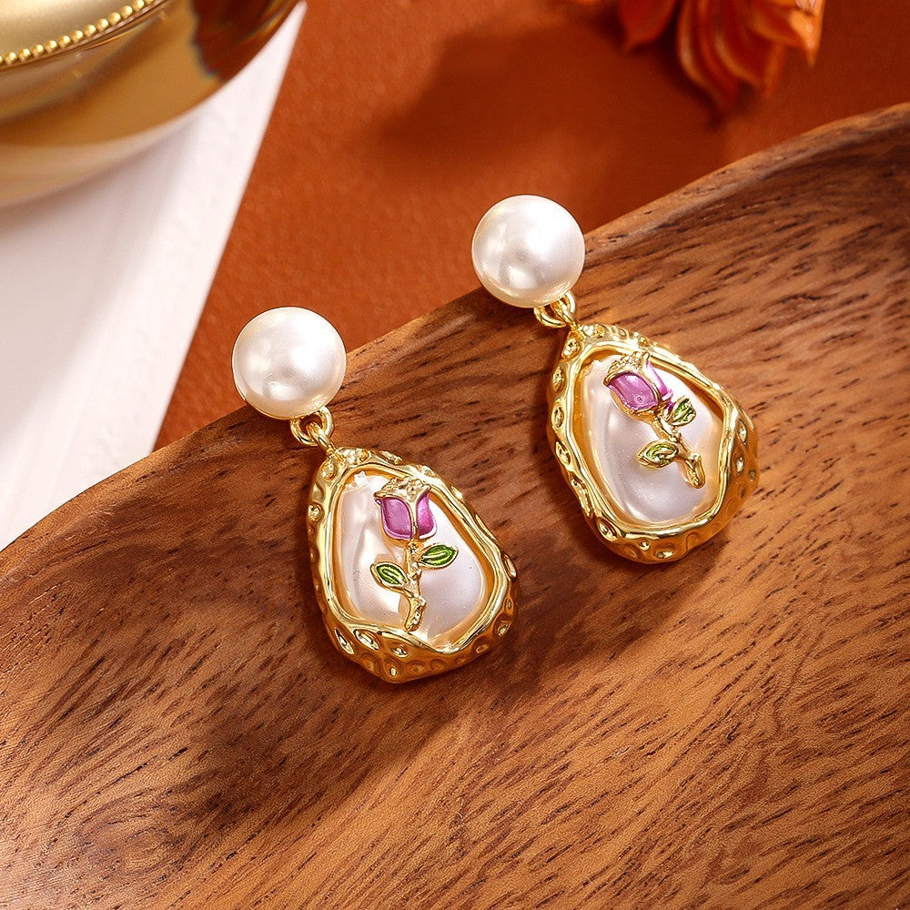 Fashion Baroque Pearl Stud Earrings High-grade Exquisite Elegant Graceful