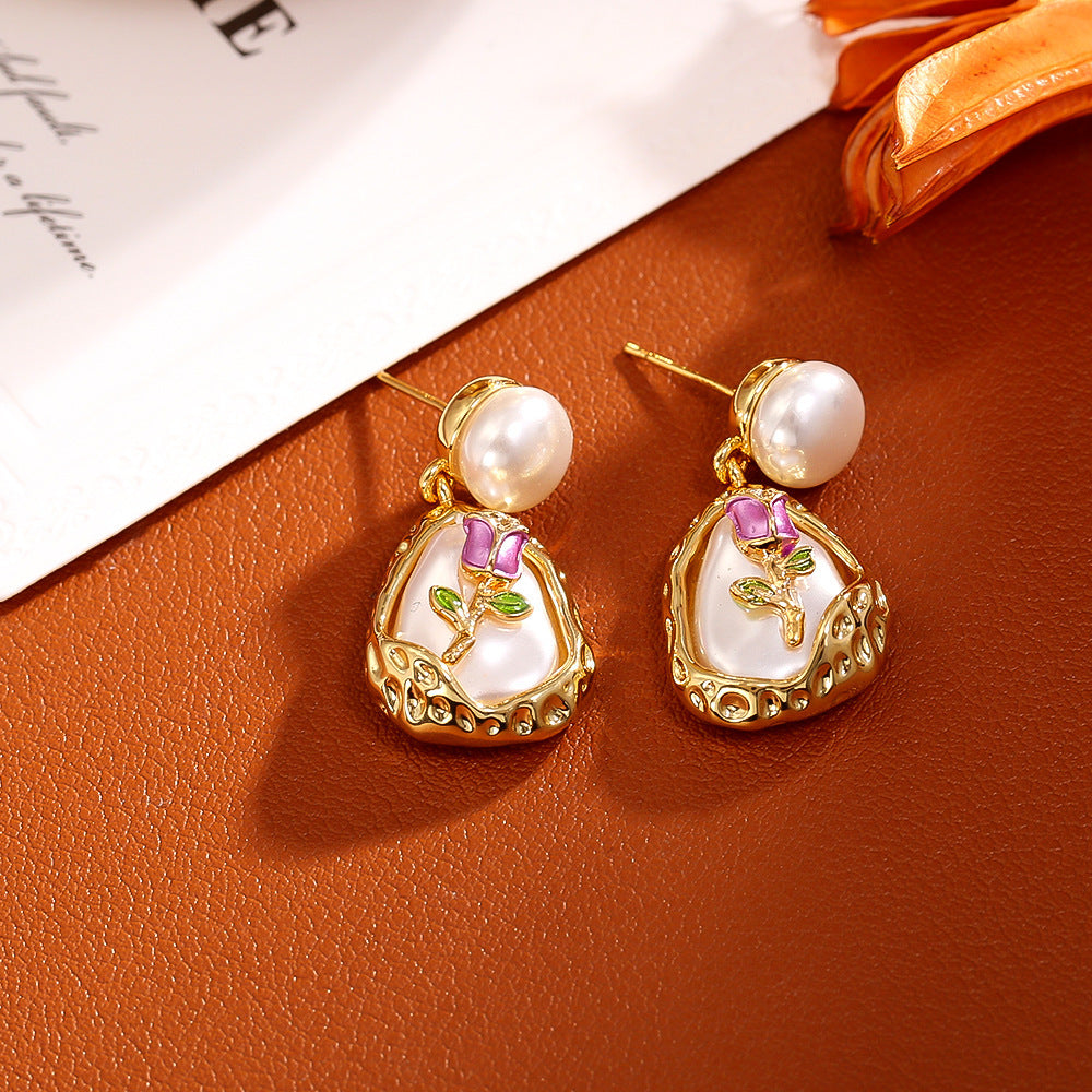 Fashion Baroque Pearl Stud Earrings High-grade Exquisite Elegant Graceful